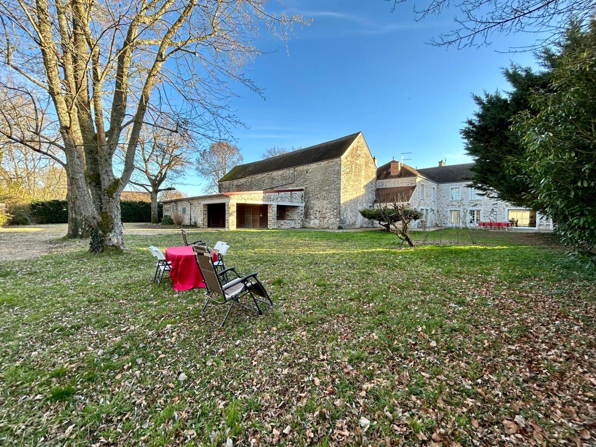 Chatillon-la-BordeLe Domaine De Brieアパートメント エクステリア 写真